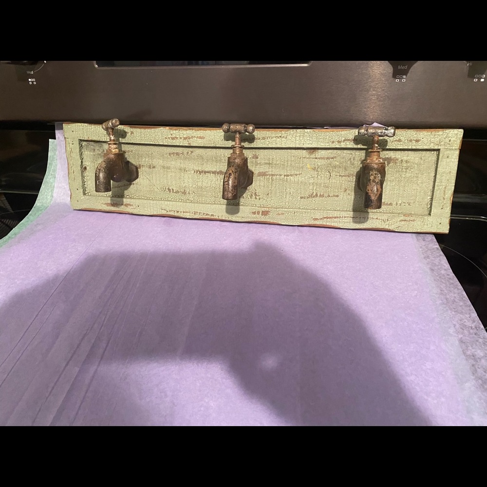 COAT HANGER. /  TOWEL /. DISH TOWL